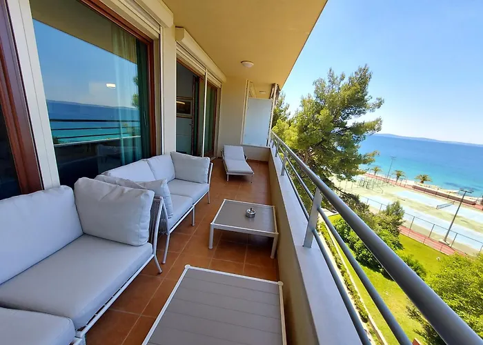 Апартаменты Julia Split