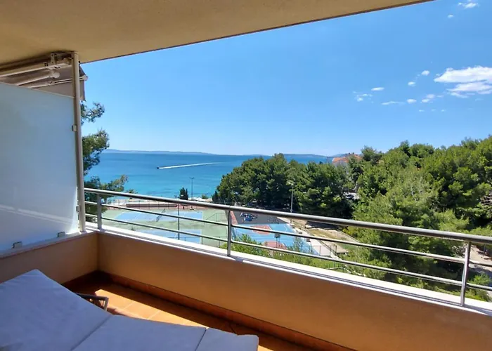 Апартаменты Julia Split